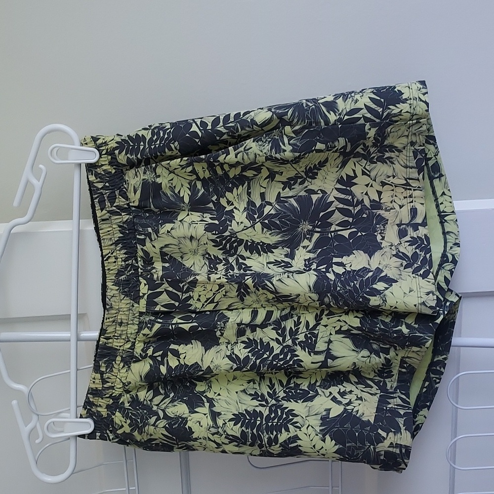 Lululemon Channel Cross Swim Short *5" Activewear Athletic Run Work Out Train